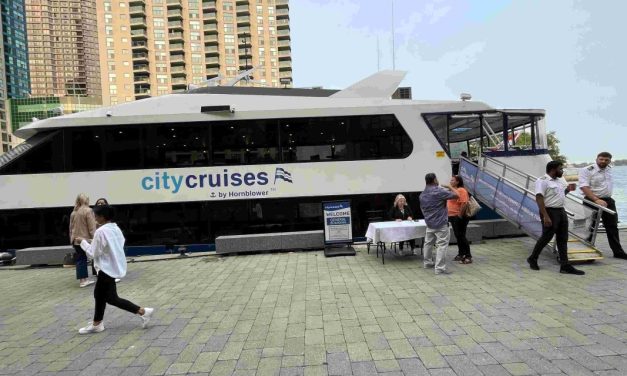 COPA Members Enjoy Toronto Boat Cruise